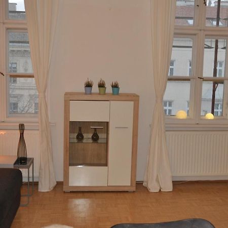 Wunderschone Altbauwohnung In Zentraler Lage Wien Dış mekan fotoğraf
